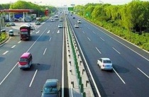 下月起黃標(biāo)車(chē)按單雙號(hào)限行 違反限行措施將罰款300元
